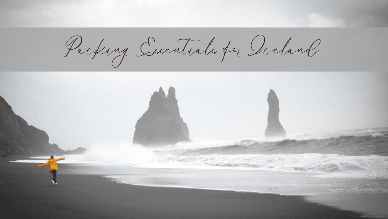 Packing list and tips for Iceland for all seasons, including October.