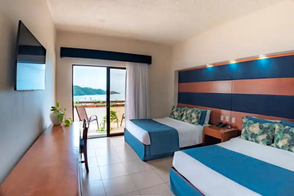 The hotel rooms at Villa Sol get good reviews and offers all-inclusive options, if desired. 